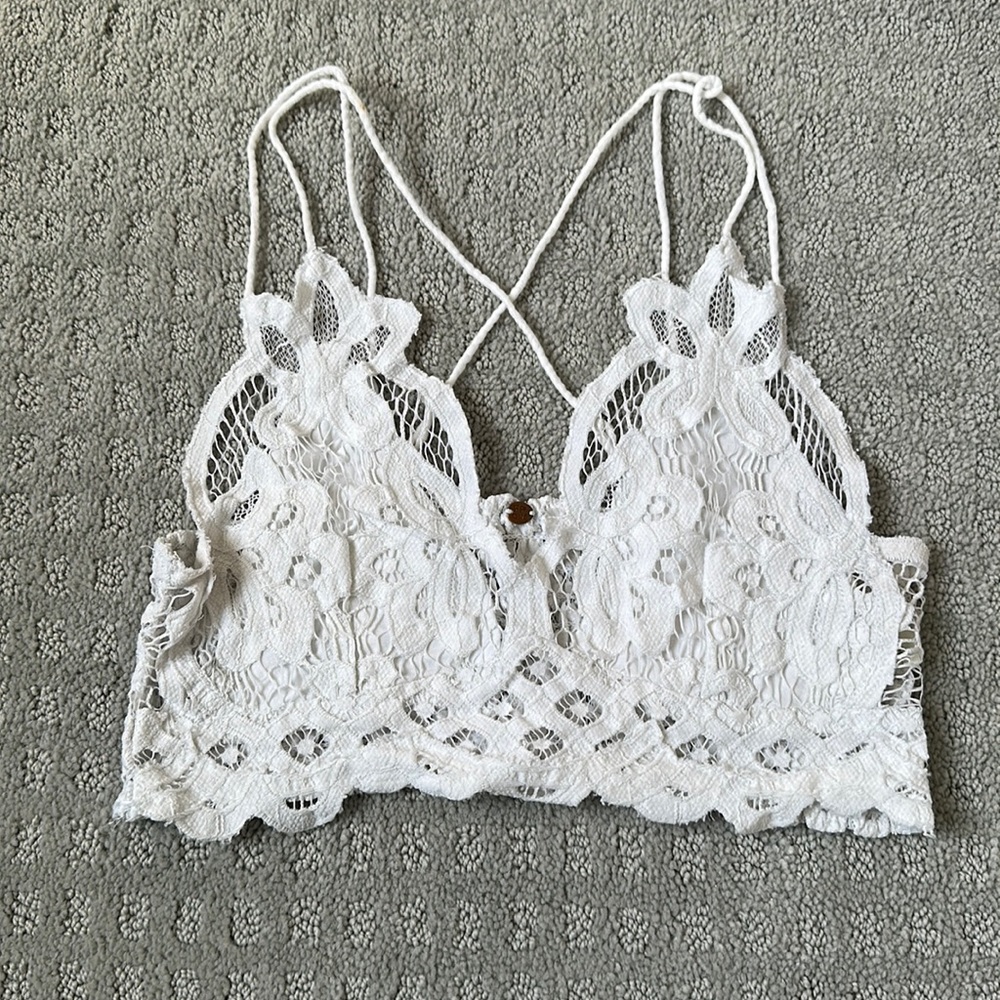 White lace bralette